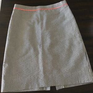 Jcrew women’s pencil skirt size 2 seersucker fab.